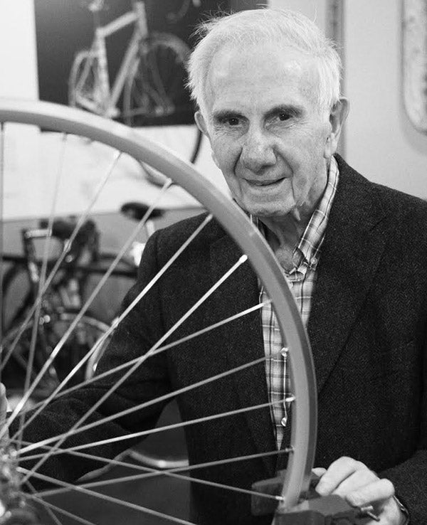 Herr Monty Young trifft Rouleur 