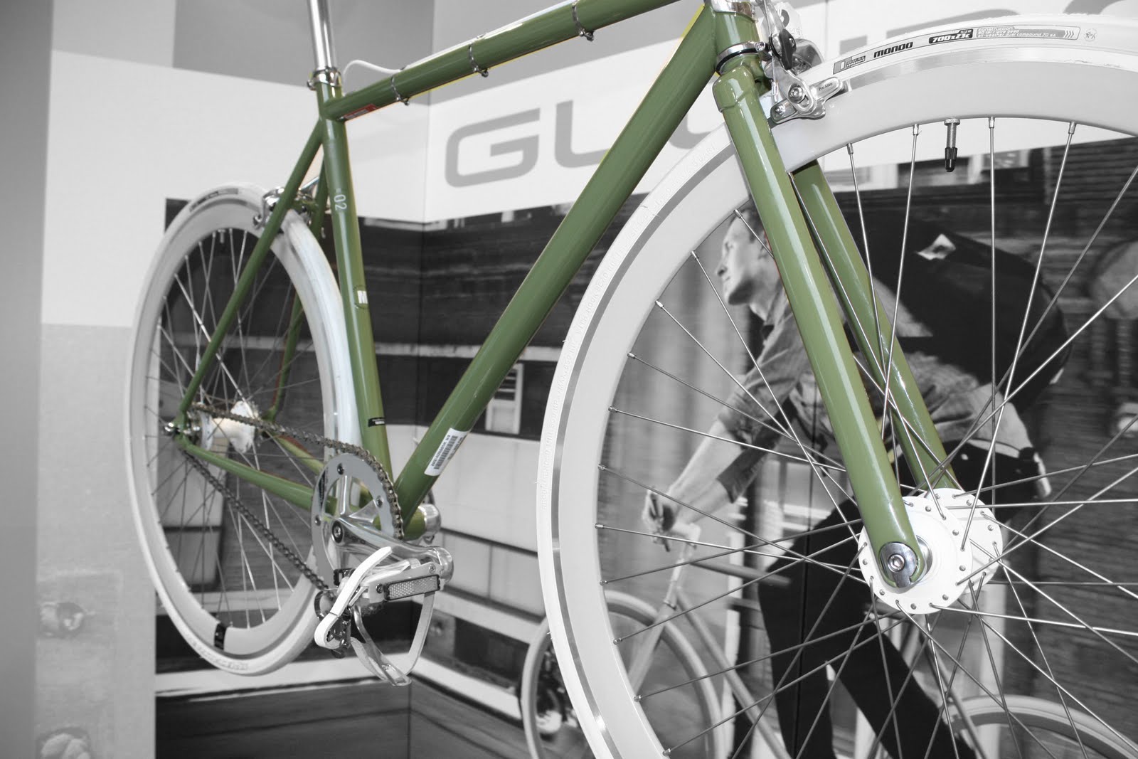 specialized globe mountain bike