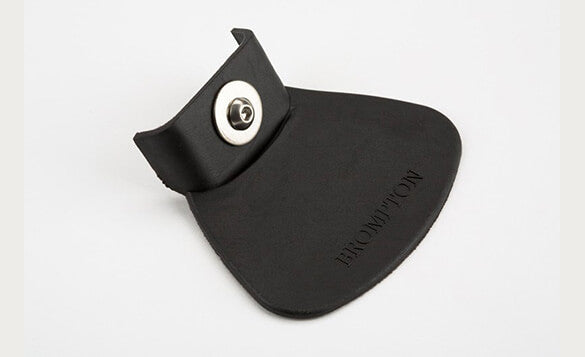 Rear Mud flap Fastenings