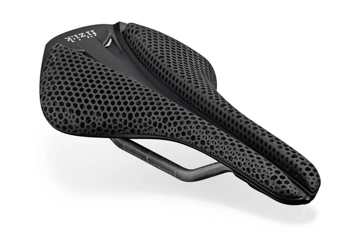 その他 fi&#39;zi:k ANTARES VERSUS EVO R1 ADAPTIVE fi'zi:k Antares Versus Evo R1 Adaptive Saddle - black