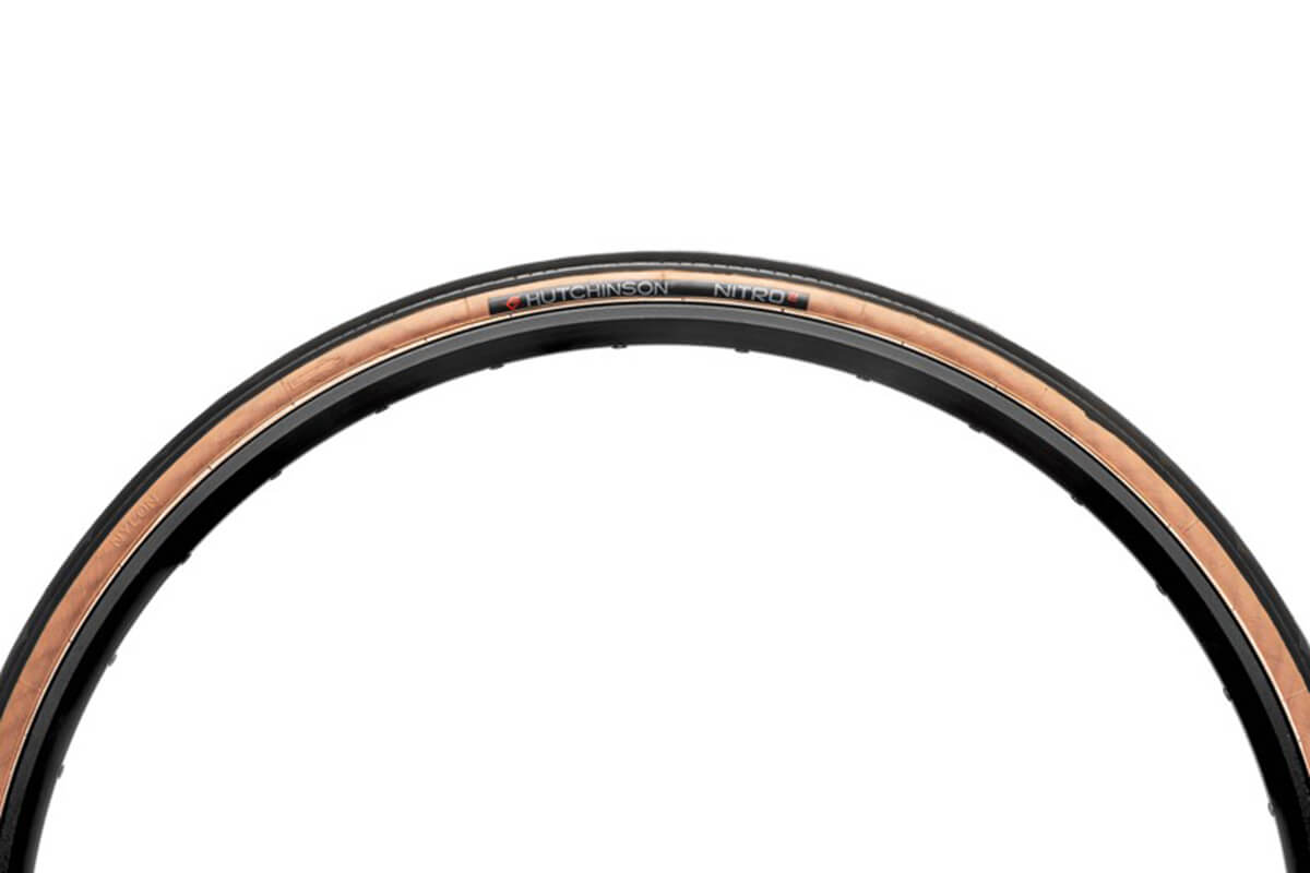 Hutchinson Pneu route 700 x 25 nitro 2 noir ts (25-622) | 19.99 € - Culture Vélo Hutchinson Pneu route 700 x 25 nitro 2 noir ts (25-622) | 19.99 € - Culture Vélo