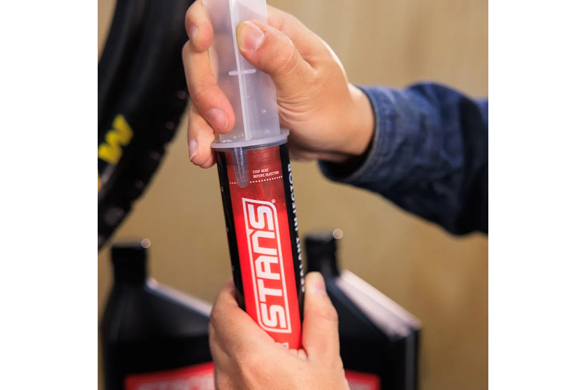 Stans No Tubes Tubeless Sealant Injector – Condor Cycles